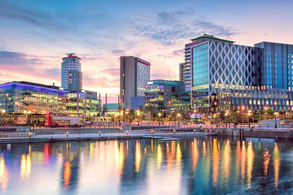Manchester City Centre Apartment, Skyline View Exterior foto