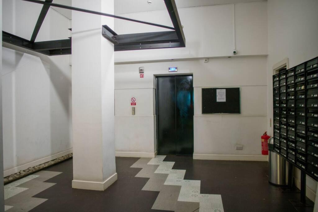 Manchester City Centre Apartment, Skyline View Exterior foto